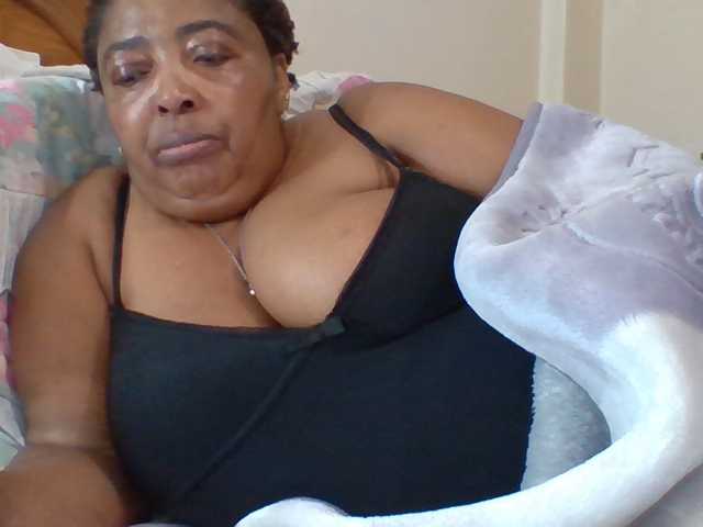 pussylips53 live cam on BongaCams