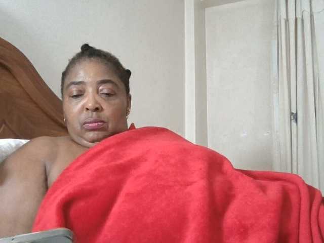 pussylips53