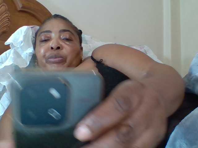 pussylips53