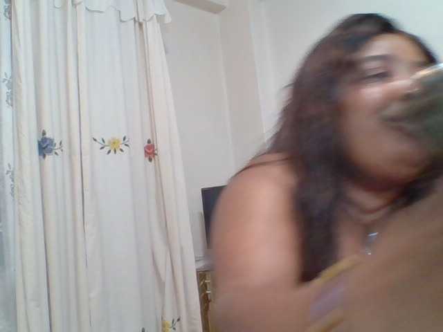 pussylips53 live cam on BongaCams