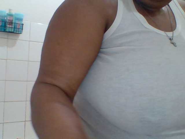 pussylips53