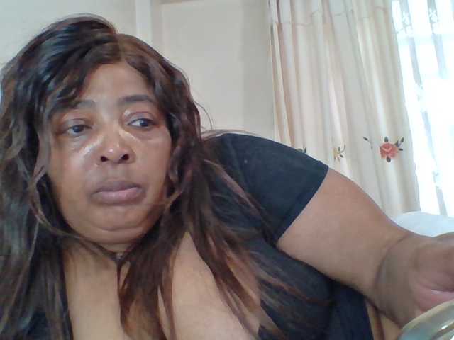 pussylips53 live cam on BongaCams