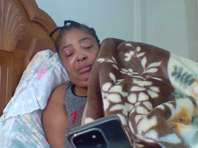 pussylips53 live cam on BongaCams
