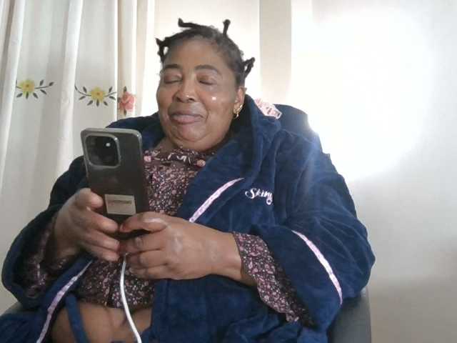 pussylips53