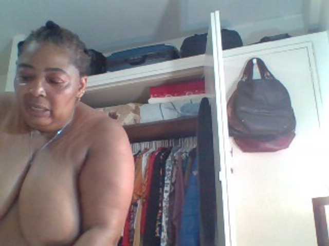 pussylips53