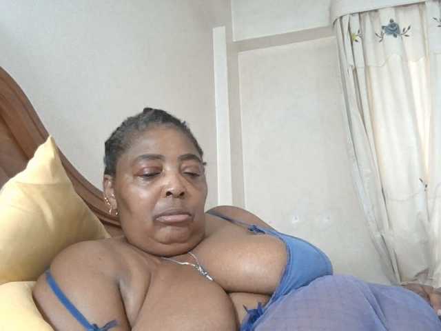 pussylips53