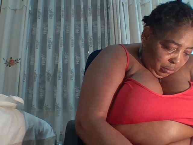 pussylips53 webcam