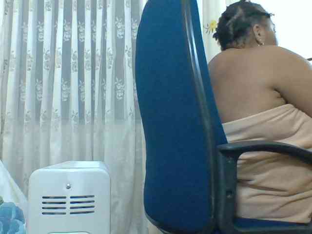 pussylips53 webcam