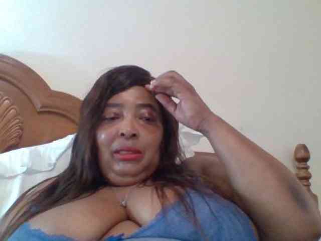 pussylips53 webcam