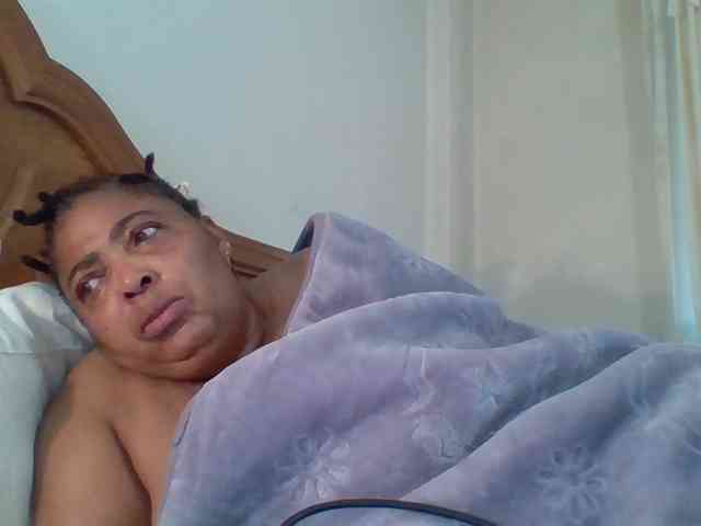 pussylips53 webcam
