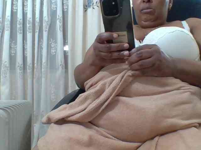 pussylips53 webcam