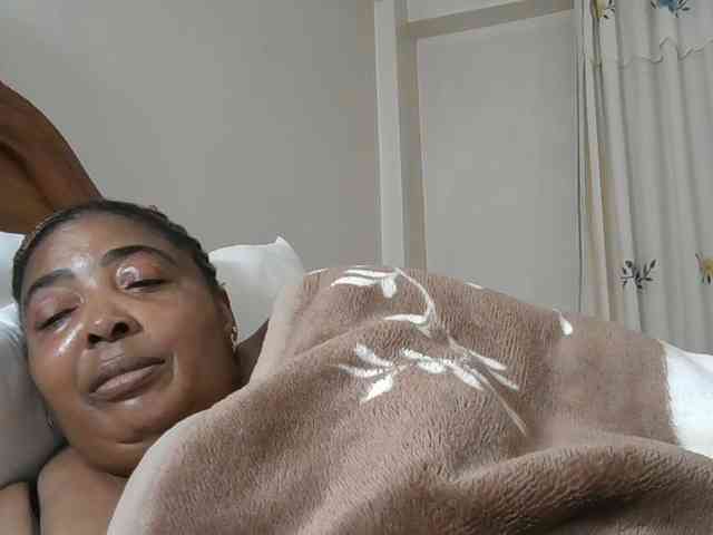 pussylips53 webcam