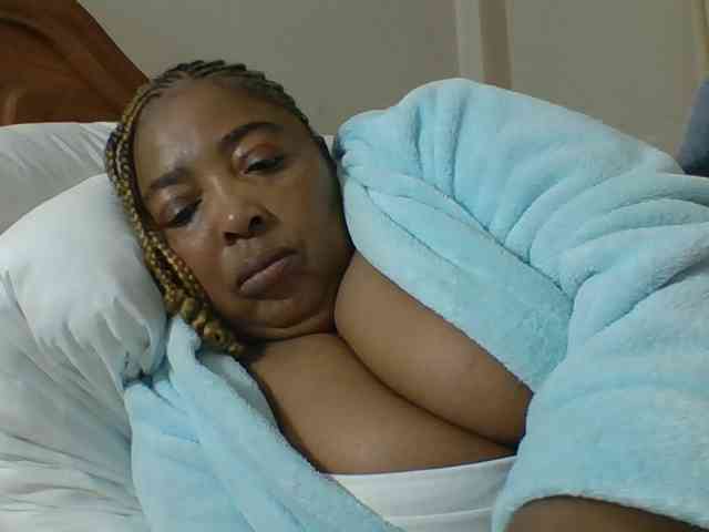 pussylips53 webcam