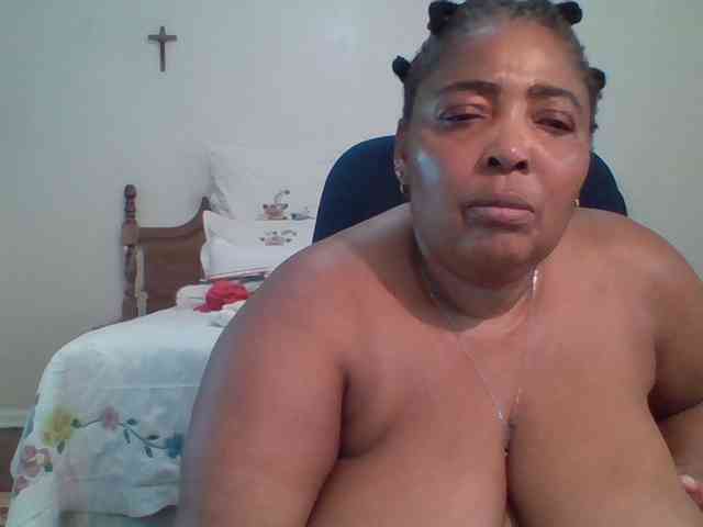 pussylips53 webcam