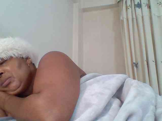 pussylips53 webcam