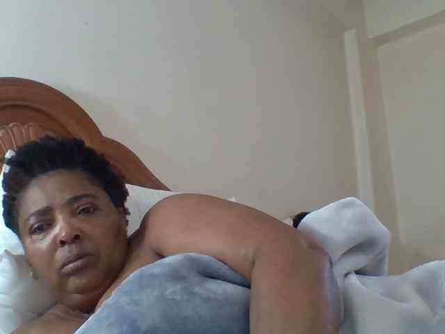 pussylips53 webcam