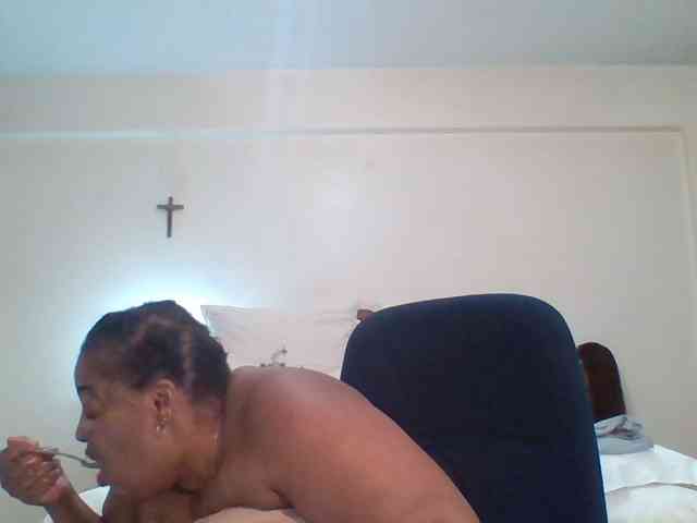 pussylips53 webcam