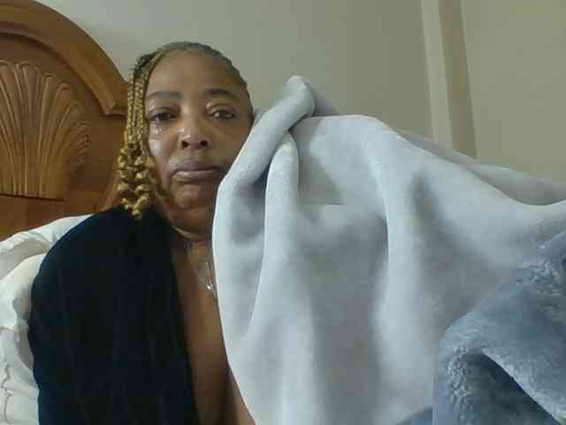 pussylips53 webcam