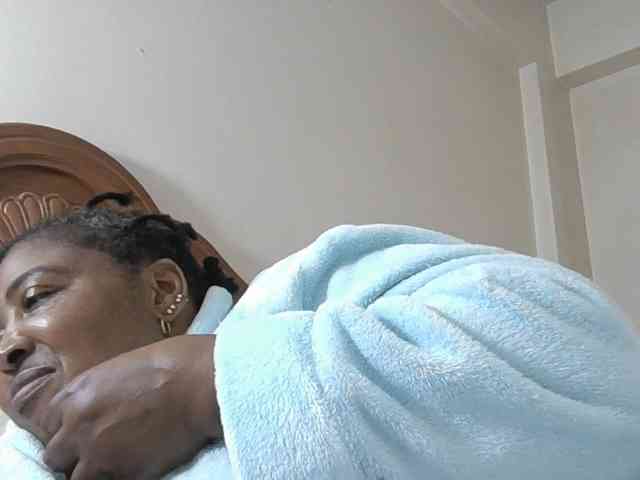pussylips53 webcam