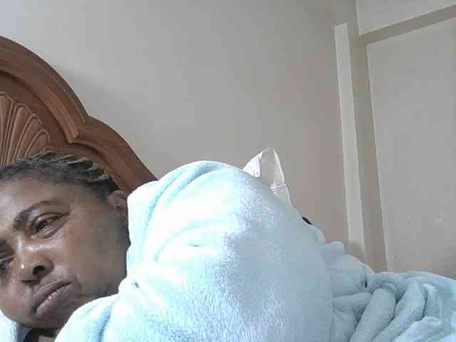 pussylips53 webcam