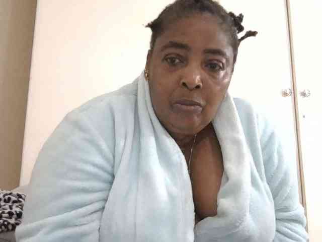 pussylips53 webcam