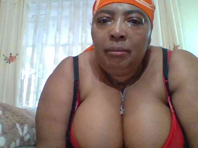 pussylips53 webcam