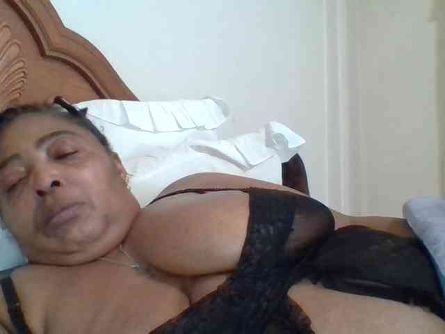 pussylips53 webcam