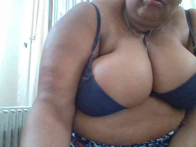 pussylips53 pussylips53