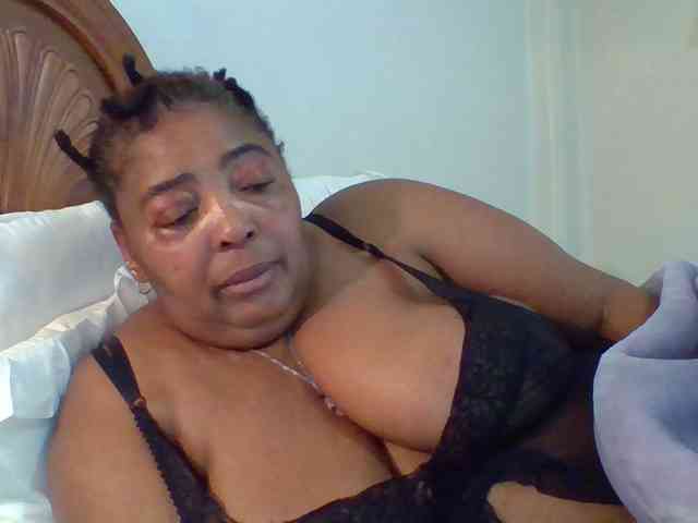 pussylips53 webcam