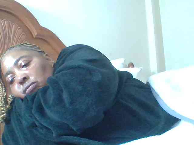 pussylips53 webcam