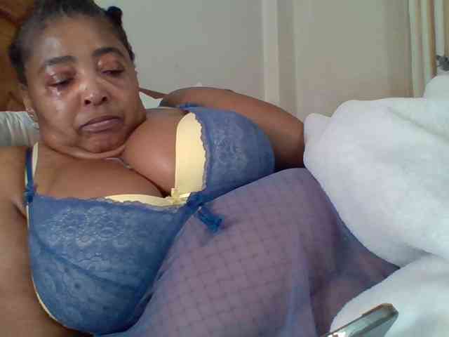 pussylips53 webcam