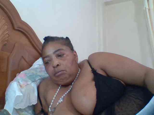 pussylips53 webcam