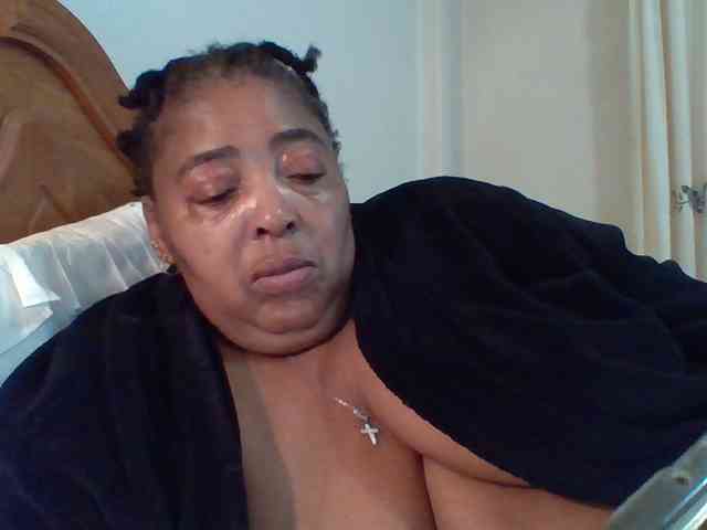 pussylips53 webcam