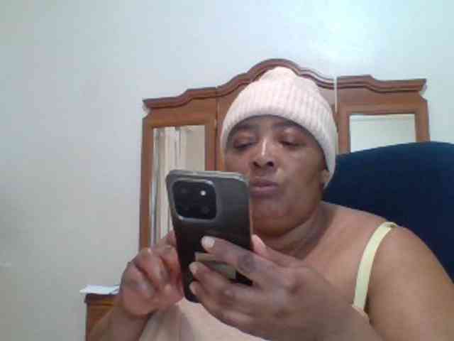 pussylips53 webcam