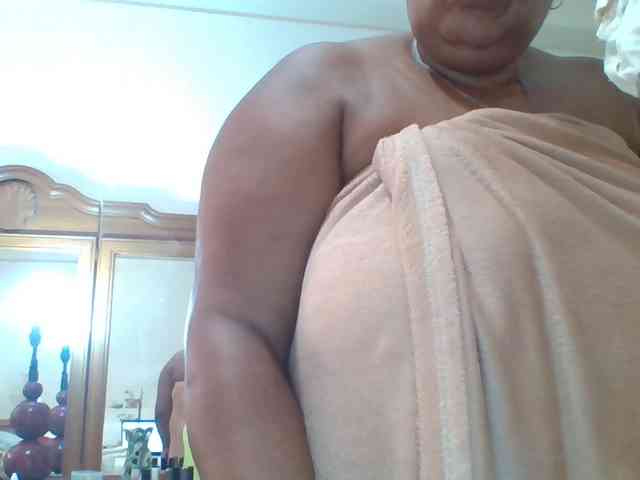 pussylips53 webcam
