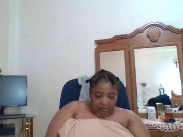 pussylips53 webcam