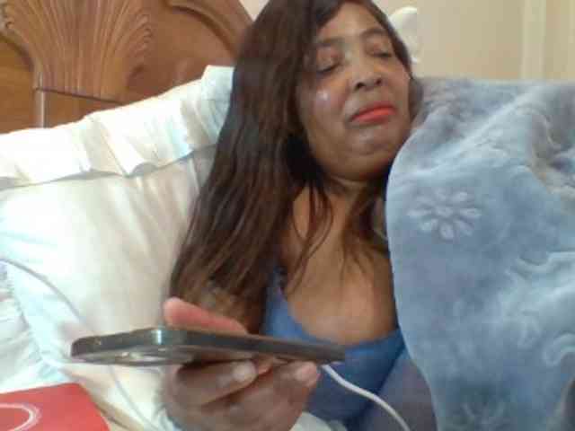 pussylips53 webcam