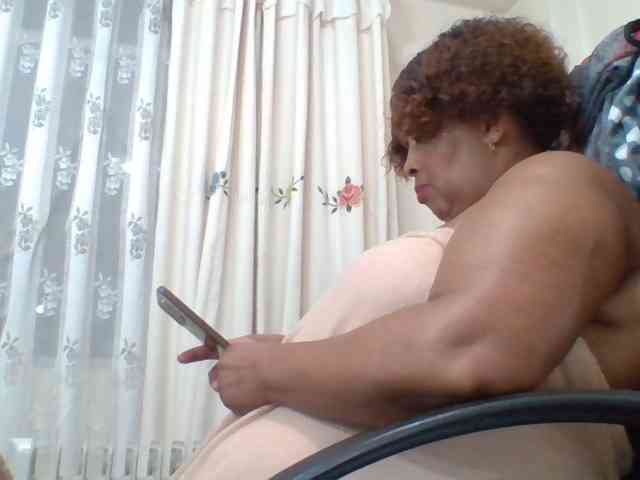 pussylips53 webcam