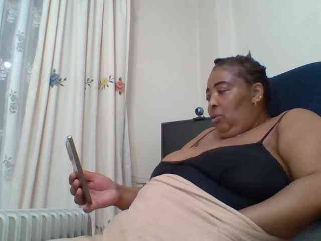 pussylips53 webcam