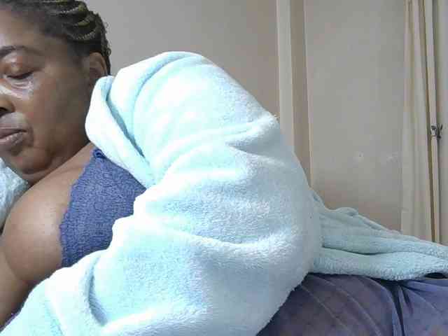 pussylips53 webcam