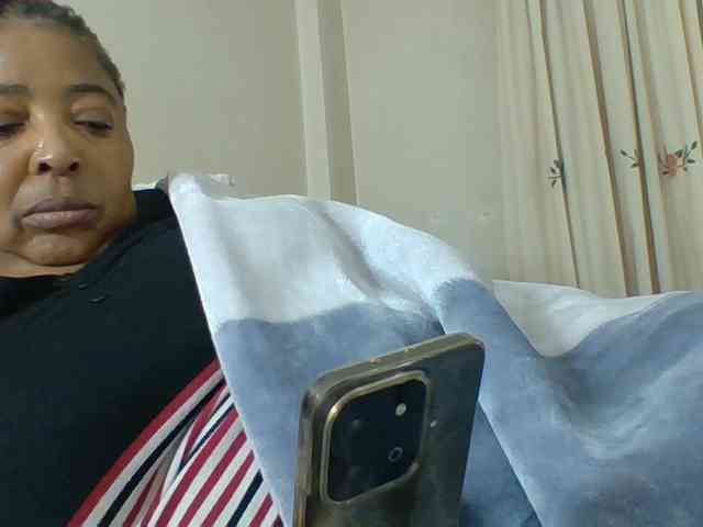 pussylips53 webcam