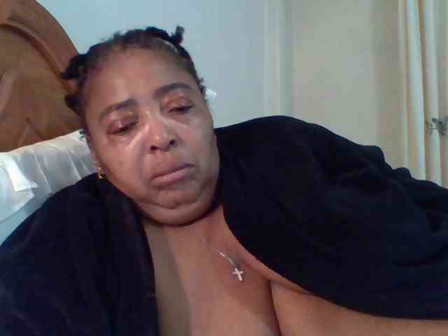 pussylips53 webcam