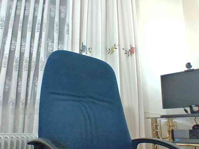 pussylips53 webcam