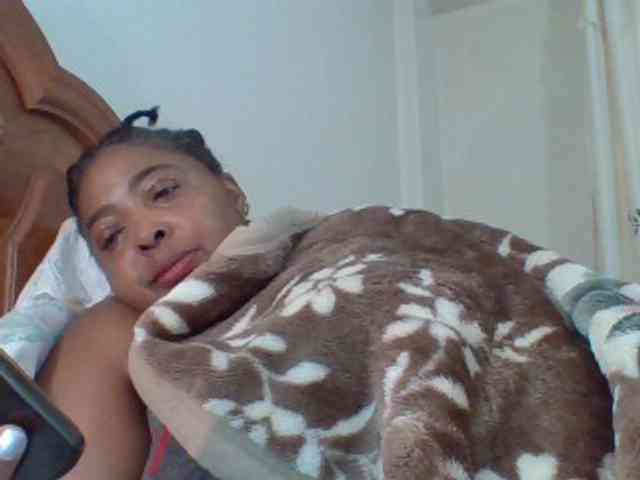 pussylips53 webcam