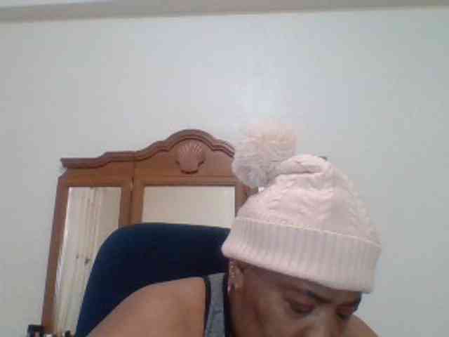 pussylips53 webcam