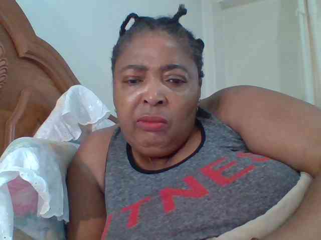 pussylips53 webcam