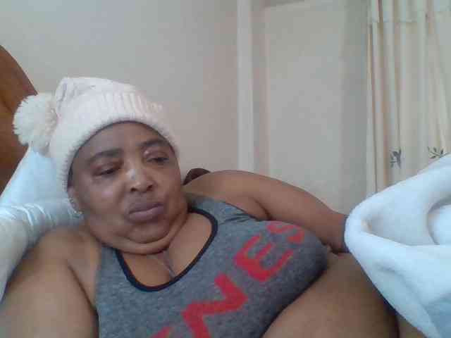 pussylips53 webcam