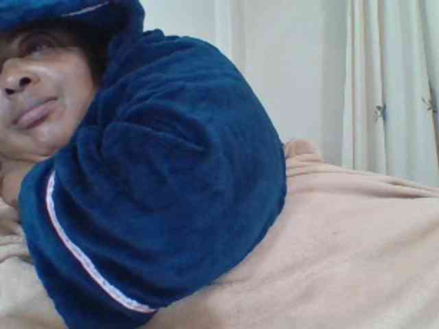 pussylips53 webcam