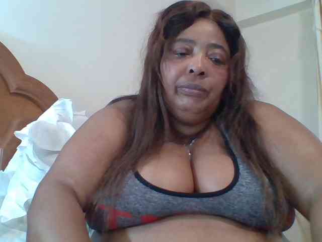 pussylips53 webcam