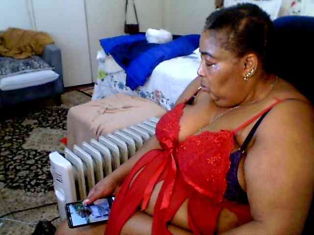 pussylips53 webcam